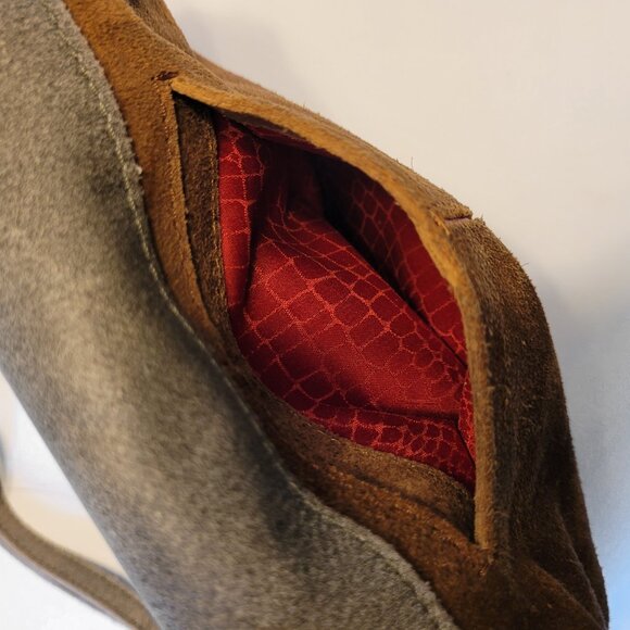 Hammit VIP Texas Suede Fold Over Crossbody Clutch Bag - Picture 9 of 13